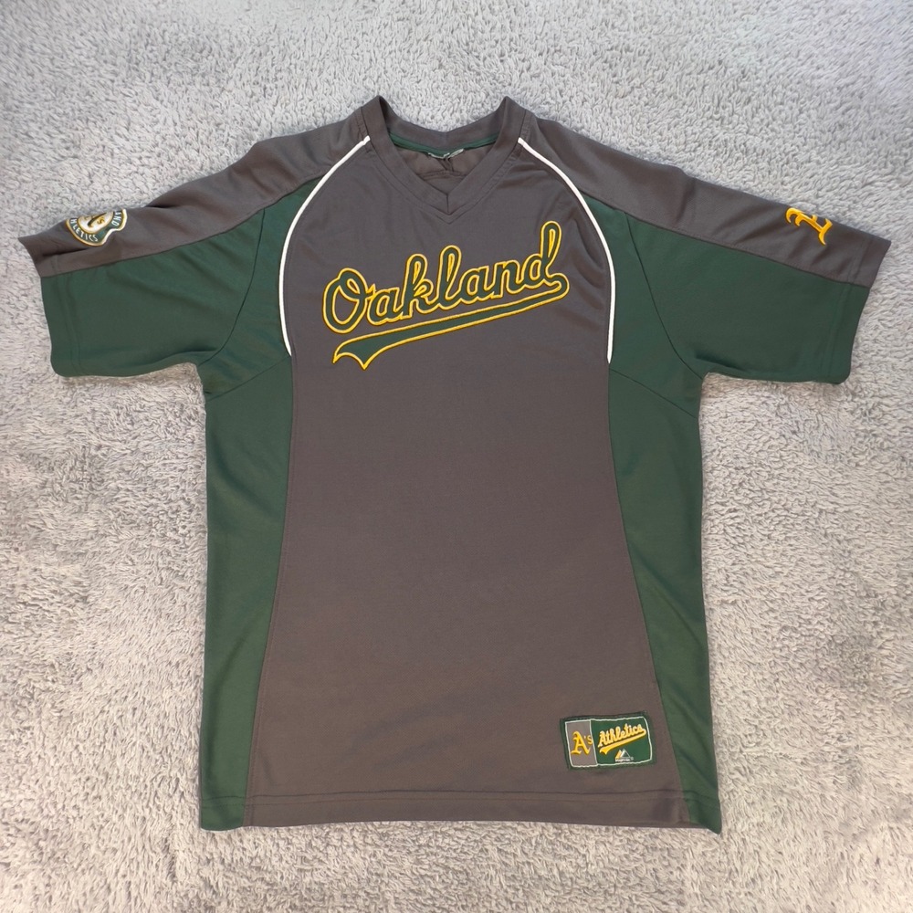 Majestic Oakland A's Jersey Mens M Gray Green V-Neck Batting Practice BP MLB